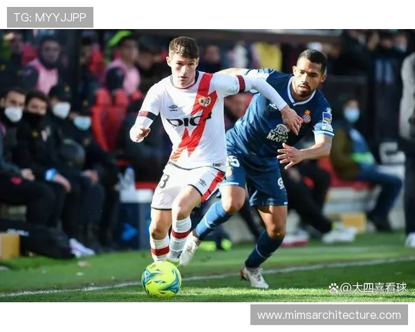 巴列卡诺持续提升状态，主场表现稳健迎来连胜佳绩