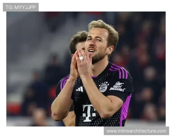 哈里·凯恩的助攻与组织能力解析：中锋如何具备顶级创造力